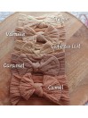 Bandeau serre tête bébé. Bandeau gros noeud. Cadeau de naissance. Beige