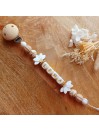 Attache sucette personnalisée en silicone, beige crème blanc, prénom enfant.