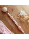 Attache sucette personnalisée en silicone,  Poupée Rose poudré, prénom.