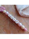 Attache sucette personnalisée en silicone, beige vieux rose, prénom enfant.